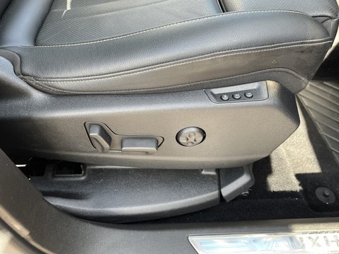Vauxhall Grandland X 1.2 Turbo Elite Nav 5dr 22