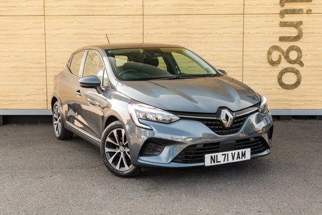 Renault Clio ICONIC TCE