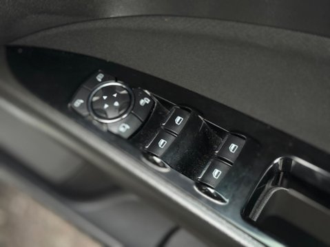 Ford Mondeo 1.5 TDCi ECOnetic Zetec Euro 6 (s/s) 5dr 57