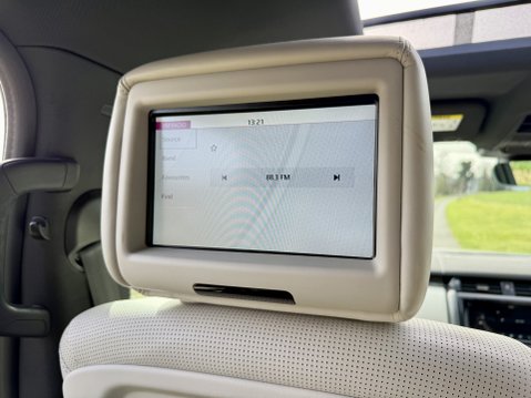 Land Rover Discovery SD6 HSE LUXURY 24