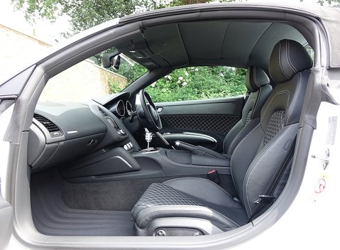 Audi R8 V10 Spyder 5