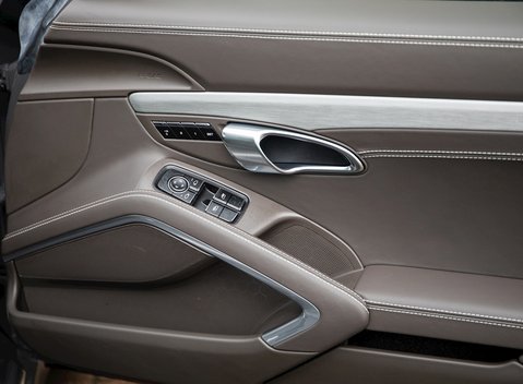 Porsche 911 (991) 50th Anniversary Edition 21