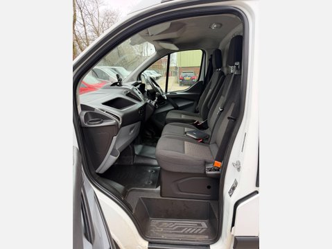 Ford Transit Custom 2.0 TDCi 290 L2 H2 5dr 33