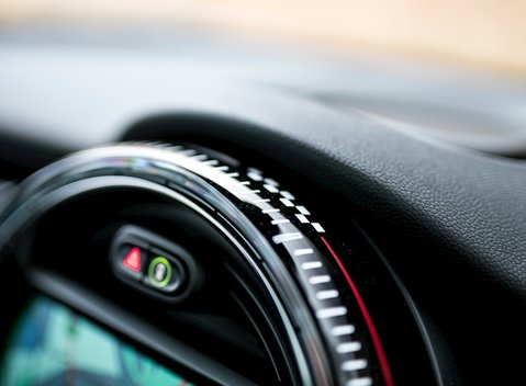 Mini Hatch John Cooper Works 21