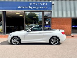 BMW 2 Series 2.0 220i M Sport Auto 2dr 15
