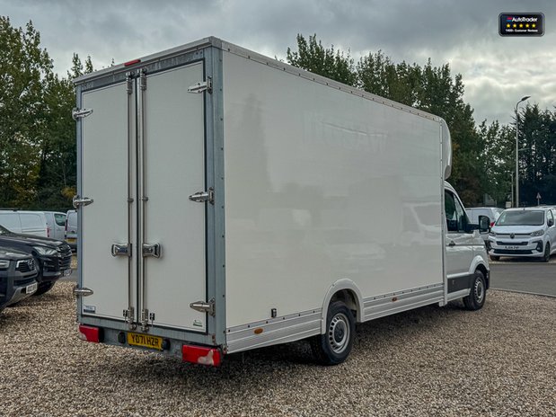 Volkswagen Crafter Luton LWB L3 Cr35 Startline Low Loader EURO 6 SELECT 36