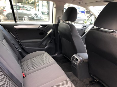 Volkswagen Golf 1.4 TWIST petrol manual, 1 owner, just 52,000m FSH with VW, ULEZ compliant 9