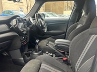 Mini Hatch COOPER SPORT 13