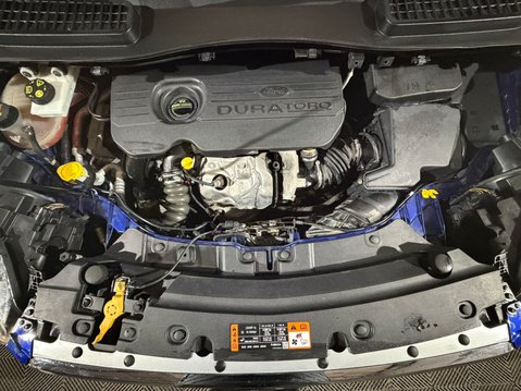 Ford Kuga ZETEC TDCI 10