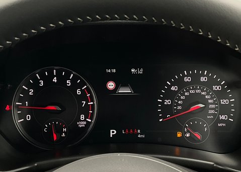 Suzuki Swift Motion 1.2 Mild Hybrid CVT 23