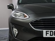 Ford Fiesta TITANIUM 25