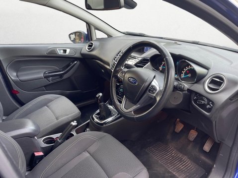 Ford Fiesta 1.0T EcoBoost Titanium Euro 6 (s/s) 5dr 15