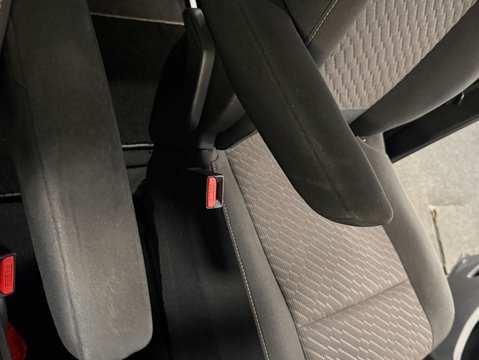 Toyota Proace Verso 2.0 Proace Verso Family L1 D-4D Auto 5dr 31