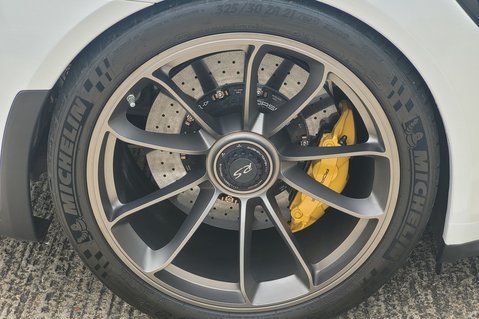 Porsche 911 GT3 RS PDK 33