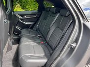 Jaguar F-Pace 2.0 D200 MHEV R-Dynamic HSE Black Auto AWD Euro 6 (s/s) 5dr 39