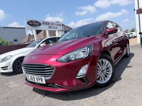 Ford Focus 1.0 TITANIUM 2