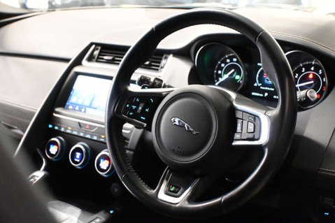 Jaguar E-Pace 2.0 E-Pace R-Dynamic S AWD Auto 4WD 5dr 10