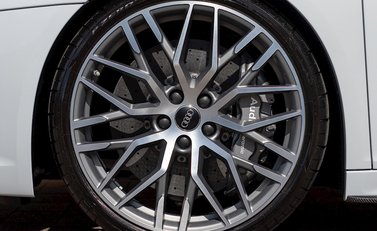 Audi R8 V10 Plus Spyder 12