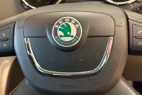 Skoda Yeti 2.0 TDI SE Plus SUV 5dr Diesel Manual 4WD Euro 5 (140 ps) 52