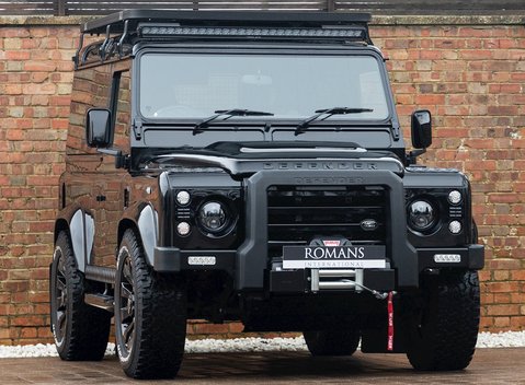 Land Rover Defender 90 Urban Truck 1
