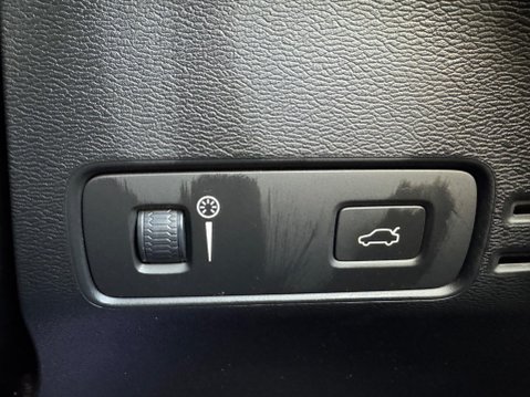 Volvo XC40 1.5 T3 Inscription Pro Euro 6 (s/s) 5dr 45