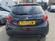 Peugeot 208 S/S GT LINE 7
