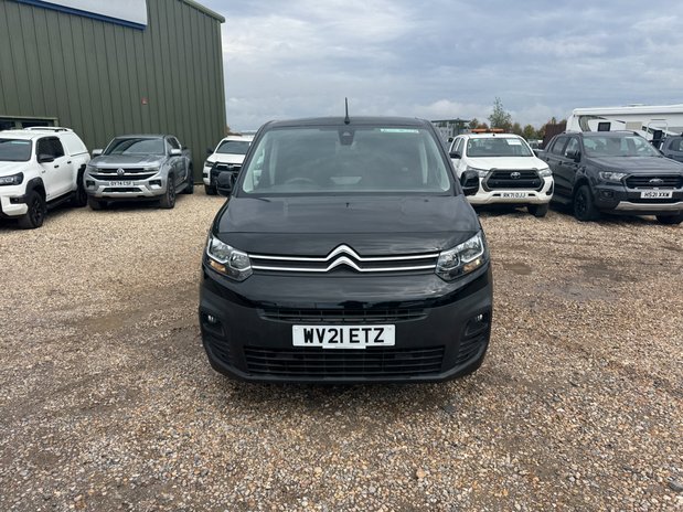 Citroen Berlingo AUTO LWB L2H1 Low Roof Driver Air Con Alloys Senso 3