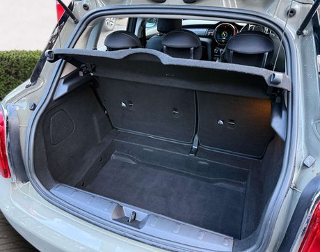 Mini Hatch 1.5 Cooper Classic Auto 5dr 13