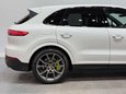 Porsche Cayenne 3.0 V6 E-Hybrid 14.1kWh SUV 5dr Petrol Plug-in Hybrid TiptronicS 4WD Euro 6 20