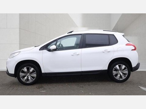 Peugeot 2008 1.2 VTi Active Euro 5 5dr 3