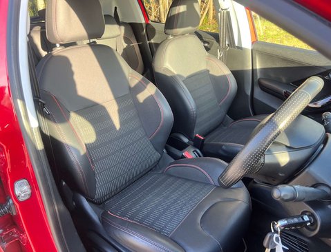 Peugeot 208 1.2 208 GT Line S/S 5dr 14