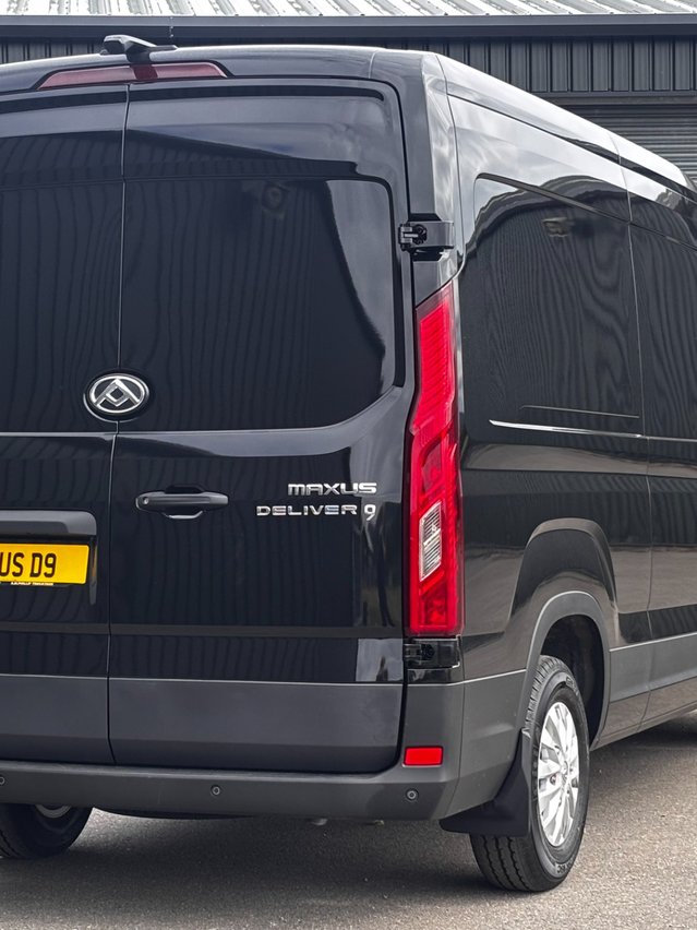 MAXUS DELIVER9