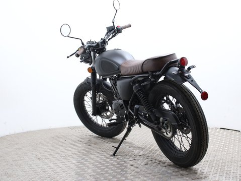Mutt Mongrel 125 Pre-registered 8