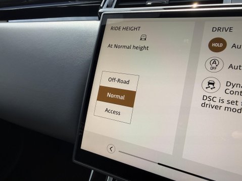 Land Rover Range Rover Velar 2.0 P250 Dynamic HSE SUV 5dr Petrol Auto 4WD Euro 6 (s/s) (249 ps) 43