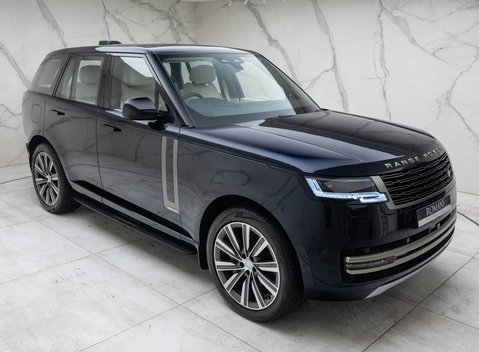 Land Rover Range Rover P550e AUTOBIOGRAPHY 11