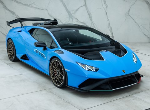 Lamborghini Huracan STO 11