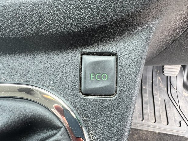Renault Trafic SWB L1H1 (SOLD) Sportive SL27 Air Con Alloys Nav Sensors EURO 6 NO VAT 28