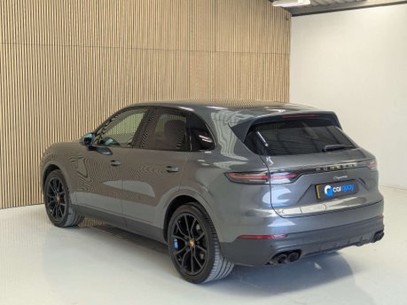 Porsche Cayenne 3.0 Cayenne V6 Auto 4WD 5dr 25
