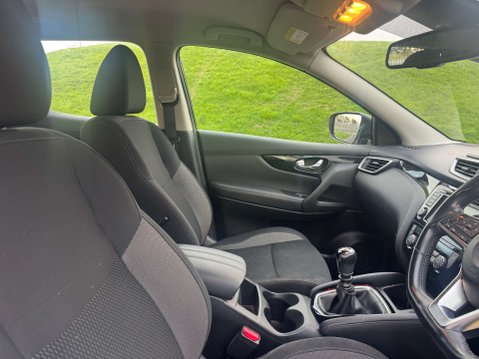 Nissan Qashqai 1.5 Qashqai Acenta Premium dCi 5dr 6