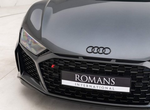 Audi R8 V10 Performance Carbon Black 18