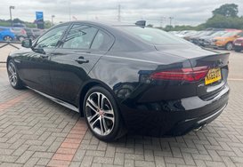 Jaguar XE R-DYNAMIC SE AUTO 9
