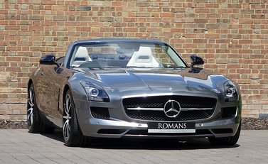 Mercedes-Benz SLS AMG GT Roadster 1