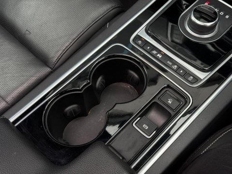 Jaguar XE 2.0d R-Sport Auto AWD Euro 6 (s/s) 4dr 72