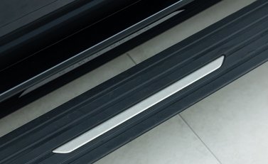 Land Rover Range Rover P615 SV LWB 38