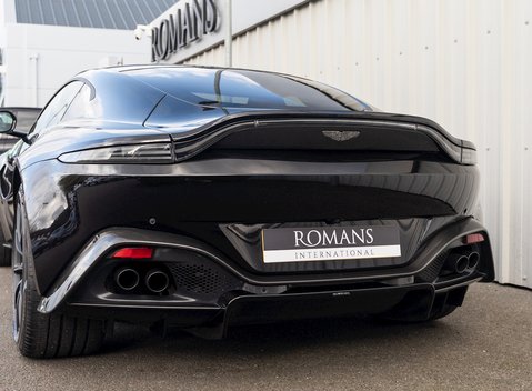 Aston Martin V8 Vantage 24