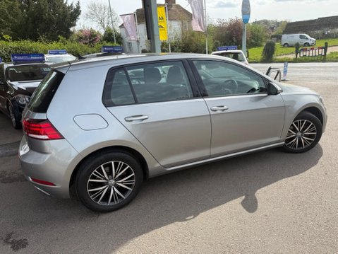 Volkswagen Golf 1.4 TSI BlueMotion Tech SE Nav DSG Euro 6 (s/s) 5dr 6