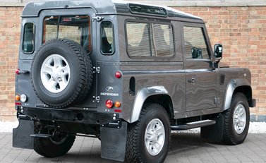 Land Rover Defender 90 TD XS Station Wagon 7