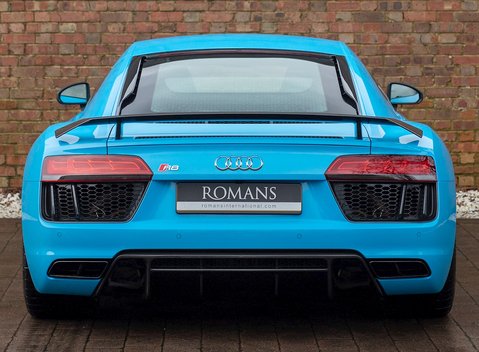 Audi R8 V10 Plus 5