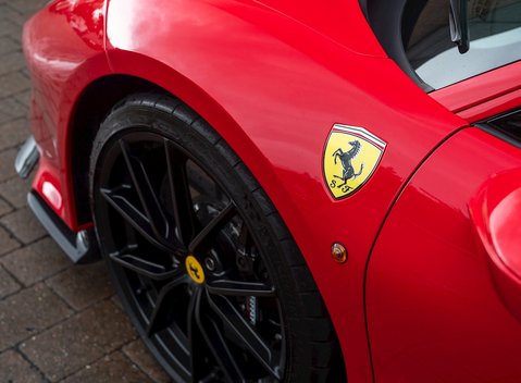 Ferrari 488 Pista 22