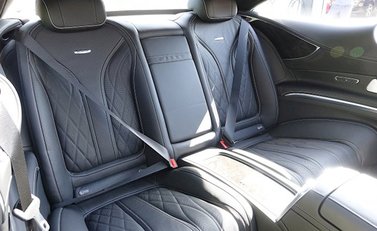 Mercedes-Benz S Class S63 Coupe 13